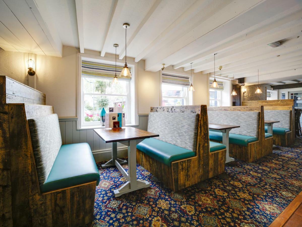 The Swan Hotel เวดบริดจ์ ภายนอก รูปภาพ